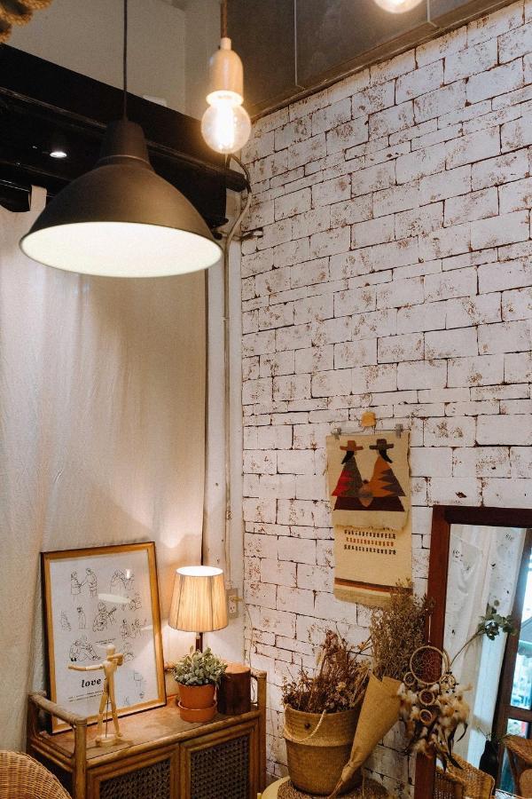 Отель Pine Cafe'&Bed Аюттхая Экстерьер фото